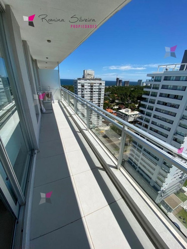 Excelente Departamento En Piso Alto Edificio Bellagio- Ref: 9489