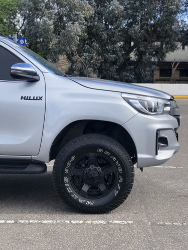 Toyota Hilux Pick-up 2.8 Cd Srx 177cv 4x4