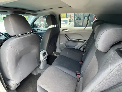 Volkswagen T-Cross Trendline 1.6cc AT AA 4X2