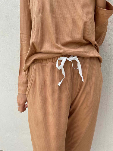 Imagen 3 de 4 de Pijama Anna Jelue Dama Invierno Pantalon Y Remera Morley
