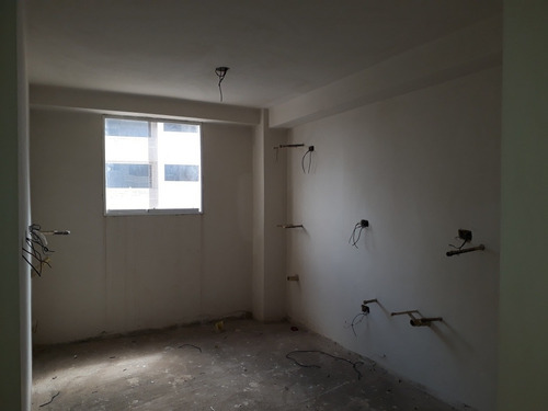 Imagen 6 de 7 de Se Vende Apto. En Conj. Palmeras Ii