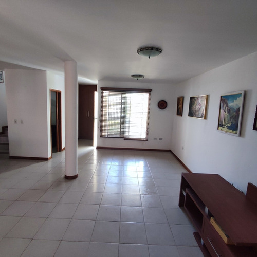 Imagen 6 de 22 de Excelente Townhouse Duplex Urbanizacion Brisasdel Mar Conjunto Villavel 3 Minutos Del Sambil