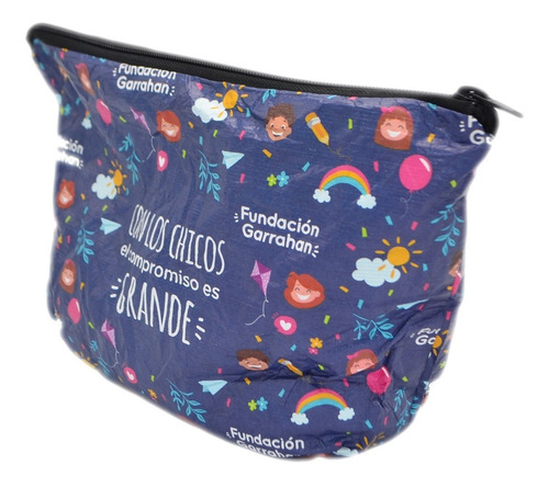 Imagen 2 de 3 de Eco Cartuchera Grande Necessaire - Fundación Garrahan - E