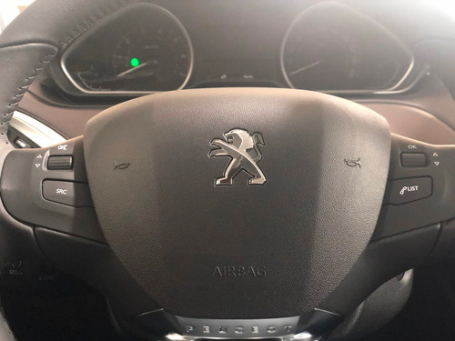 Peugeot 2008 1.6 Allure Am20