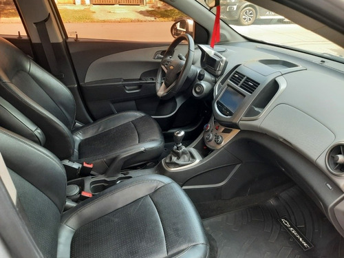 Imagen 10 de 18 de Chevrolet Sonic 2016 1.6 Ltz 5 P