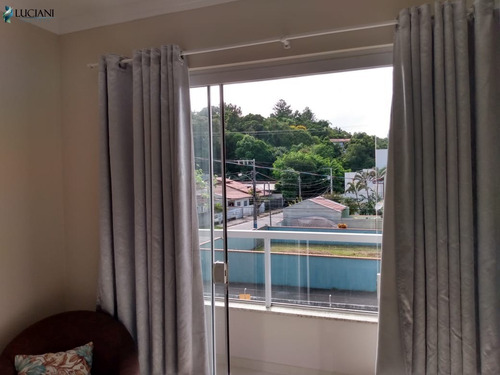 Ótimo Sobrado Triplex Mobiliado Com 04 Dormitórios Em Balneário Camboriú! - Ca00397 - 68464723