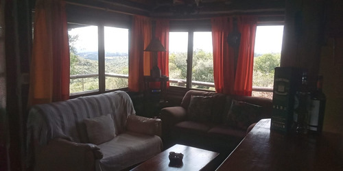 Imagen 10 de 16 de Cabaña Villa Serrana Alquilo Diseño Único, Ubicada En Los Romerillos Con Espectacular Vista Despejada Al Cerro Guazuvirá Y Cerro Del Lagarto, Comodidades Para Hasta 6 Personas.