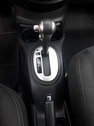 Nissan Versa 2018 1.6 16v Sv Aut. 4p