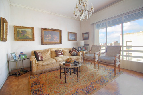 Imagen 7 de 17 de Gran Oportunidad En Cordón, Piso Alto Al Frente, 4 D / 3 B (servicio Completo). Terraza. Garage. Calefacción Central.