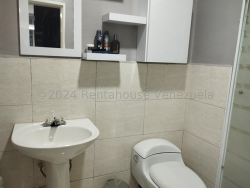 Dennymar, Vende Bello Apartamento Al Este De La Ciudad, Amoblado Y Acondicionado Para Brindar Confort Y Seguridad, 2 Hab, 2 Baños, Cocina Moderna Y Otras Bondades Que Te Invito A Conocer B4a69c5