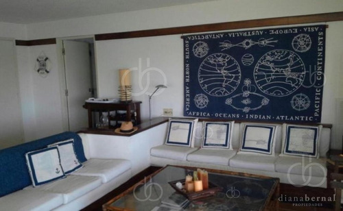 Imagen 8 de 14 de Punta Del Este, Departamento Con La Mejor Vista Al Puerto.- Ref: 2711