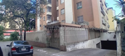 Cm Apartamento En La Urbina 24-8270