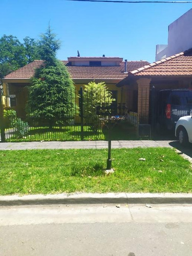 Imagen 1 de 8 de Casa En Venta En Ituzaingo Norte