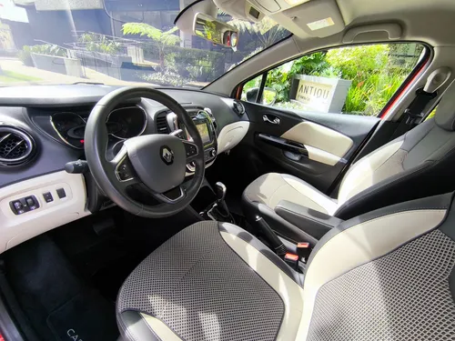 Renault Captur 2.0 Intens Automática