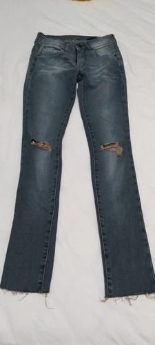 Jeans Mujer Marca Ayres. Talle 24