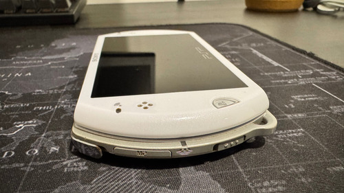 Sony Psp Go 16gb Standard Color Blanco Blanco