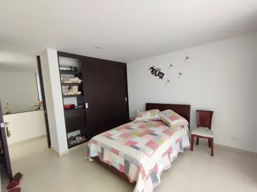 Casa En Venta En Marsella. Cod V14704