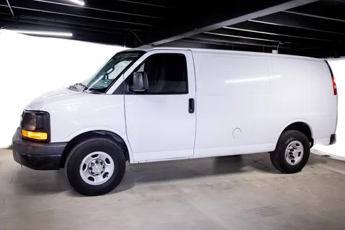 Chevrolet Express 6.0cargo Van Ls At
