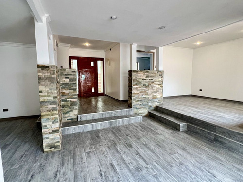 Encantadora Casa En Lugar Destacado