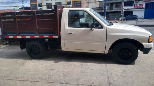 Camioneta Chevrolet Luv-tfr , Estacas, Cabina Sencilla M1996