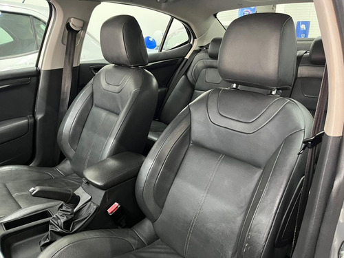 Citroën C4 LOUNGE Exclusive 1.6 Turbo 4p Aut.