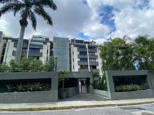 Apartamento Duplex  En Alquiler En Colinas De Bello Monte, Cerca De La Embajada Americana