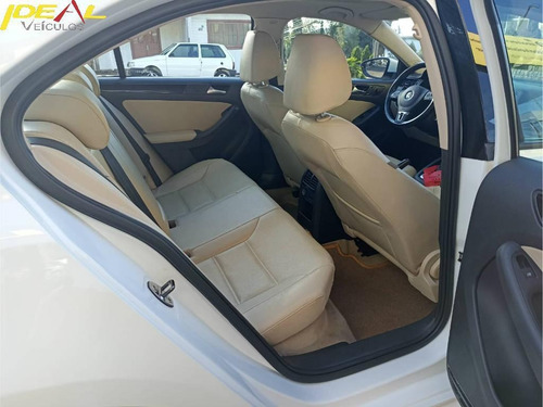 Imagem 11 de 15 de Volkswagen Jetta 2.0