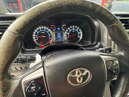 Toyota Runner Limited Tres Filas De Asientos 4x4