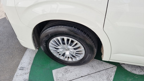 Imagen 11 de 11 de Toyota Hiace Gl 12 Pas 2020