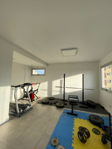 Imagen 25 de 27 de Departamento En Alquiler Temporario De 2 Dormitorios C/ Cochera En Lomas De Zamora