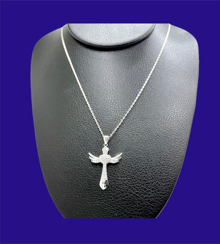 Dije Cruz Formada Por Corazón Con Alas Y Cadena.