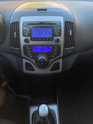 Hyundai I30 1.4 Gls Seguridad L Mt 2011