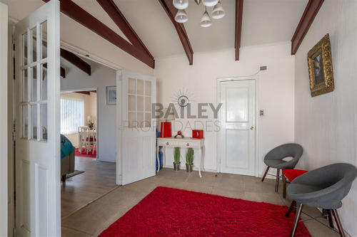 Casa En Venta De 5 Dormitorios (cercana A Jumbo Montemar)