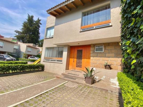 Preciosa Y Muy Amplia Casa En Venta En Cuajimalpa, Cdmx.