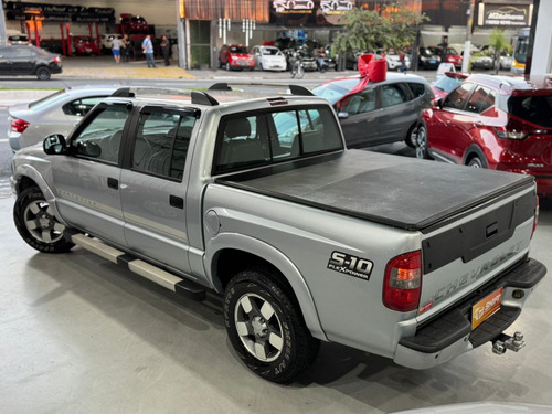 Chevrolet S10 2.4 Executive Cab. Dupla 4x2 Flexpower 4p