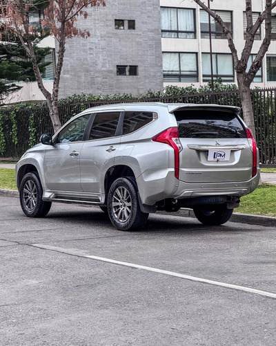 Mitsubishi Montero Sport 2.4