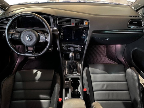 Imagen 10 de 15 de Volkswagen Golf R Line
