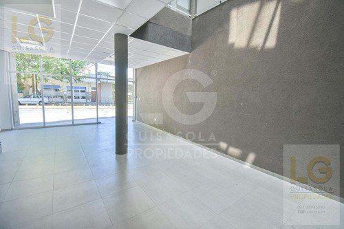 Imagen 9 de 30 de Importante Local Y Oficinas En Venta Y Alquiler En Quilmes Sobre Avenida Andres Baranda