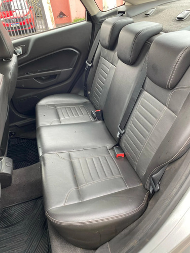 Ford Fiesta 1.6 TITANIUM HATCH 16V FLEX 4P AUTOMÁTICO