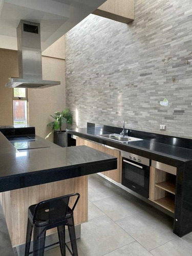 Depto De 2 Dormitorios Y 2 Baños Santiago (89829)