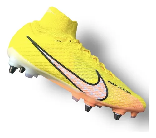 Tacos nike amarillos sales