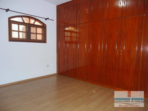 Sobrado Com 05 Dormitorios, 04 Vagas De Garagens, 240 M² Por R$ 400.000, Embu Das Artes/sp, Aceita Permuta Por Apartamento No Litoral De S/p - So0074