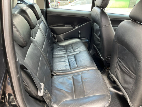 Imagem 8 de 13 de Fiat Idea Attractive 1.4 8v (flex)