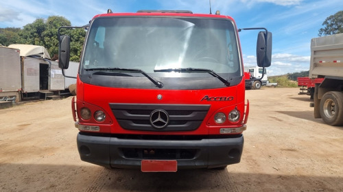 Imagem 20 de 21 de Mercedes-benz Accelo 815 Ano 2015/2016 No Chassi 3/4