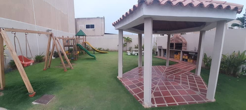 Imagen 5 de 18 de Cv-944 Zona Norte Townhouse En Residencias Las Islas Las Aves