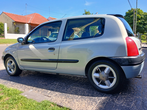 Renault Clio 1.6 Sport