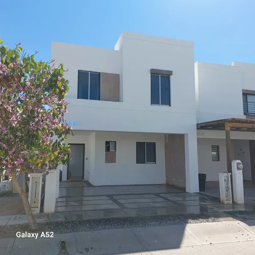 Casa En Venta 4 Recámaras Palmilla Grand Residencial