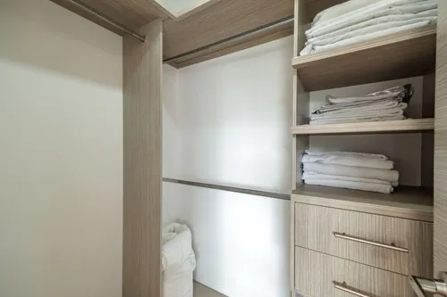 Apartamento En Arriendo En Provenza. Cod A15650