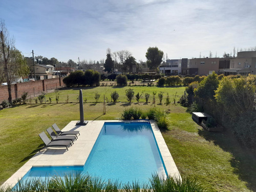 Casa En Venta Buenos Aires Golf, Bella Vista