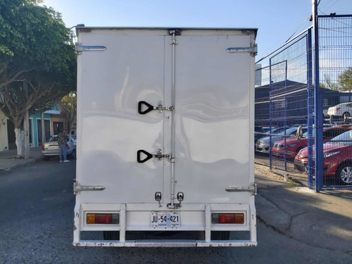Imagen 8 de 15 de Nissan Np300 2016 Chasis Cabina Dh Aa Pack Seg Mt